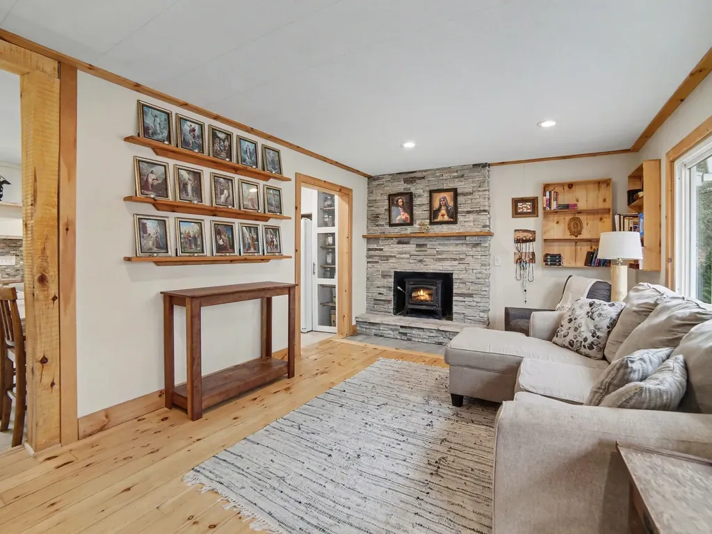 8590 W Thomas Road Benona Township MI 49455