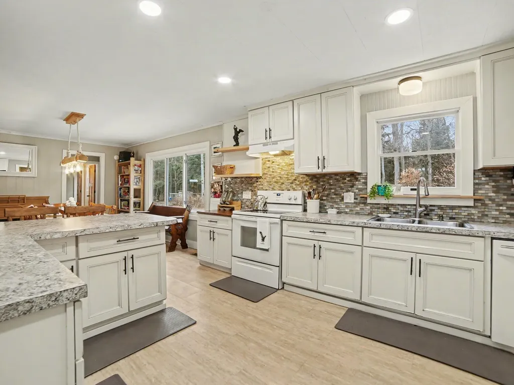 8590 W Thomas Road Benona Township MI 49455
