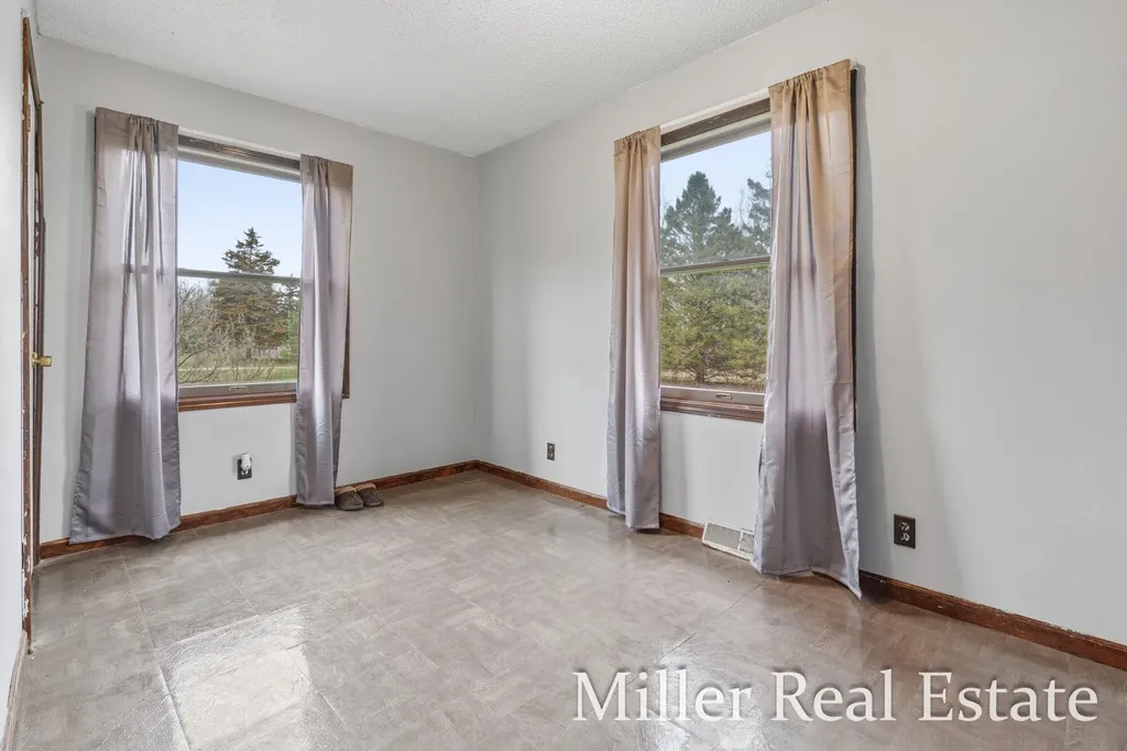 6130 Gurd Road Hope Township MI 49058