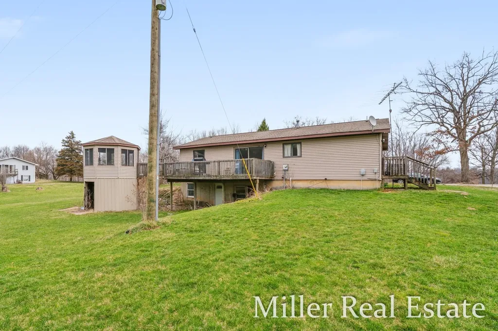 6130 Gurd Road Hope Township MI 49058