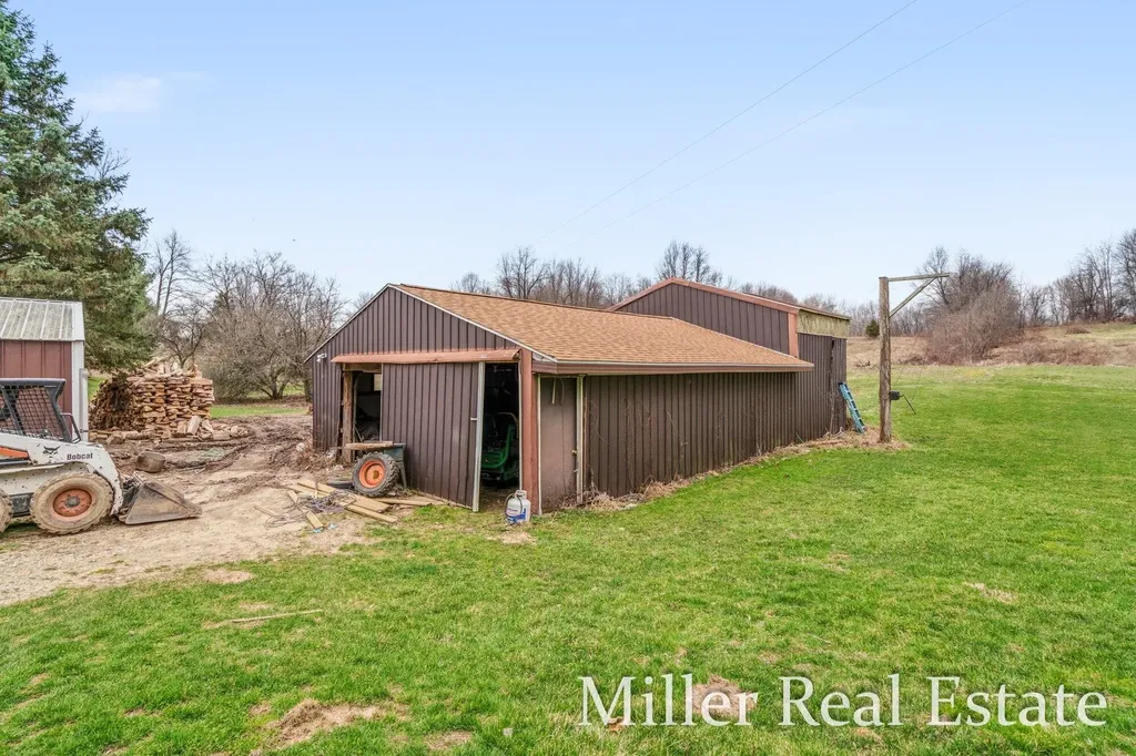 6130 Gurd Road Hope Township MI 49058