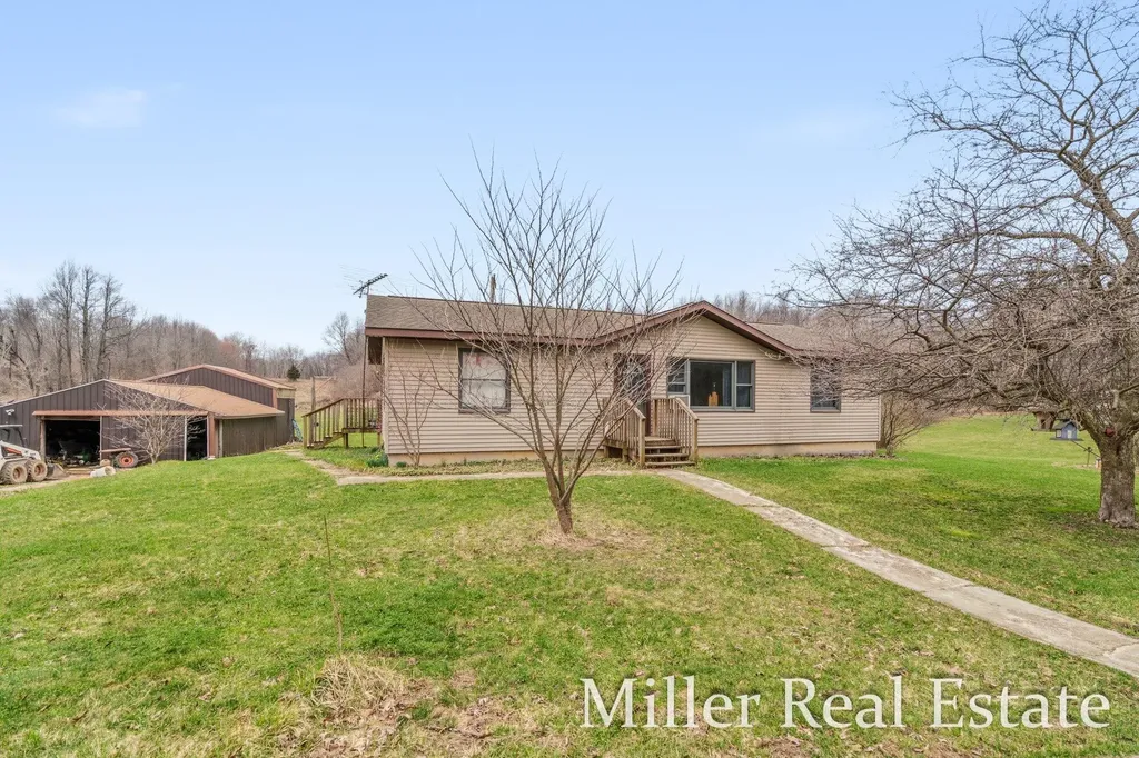 6130 Gurd Road Hope Township MI 49058