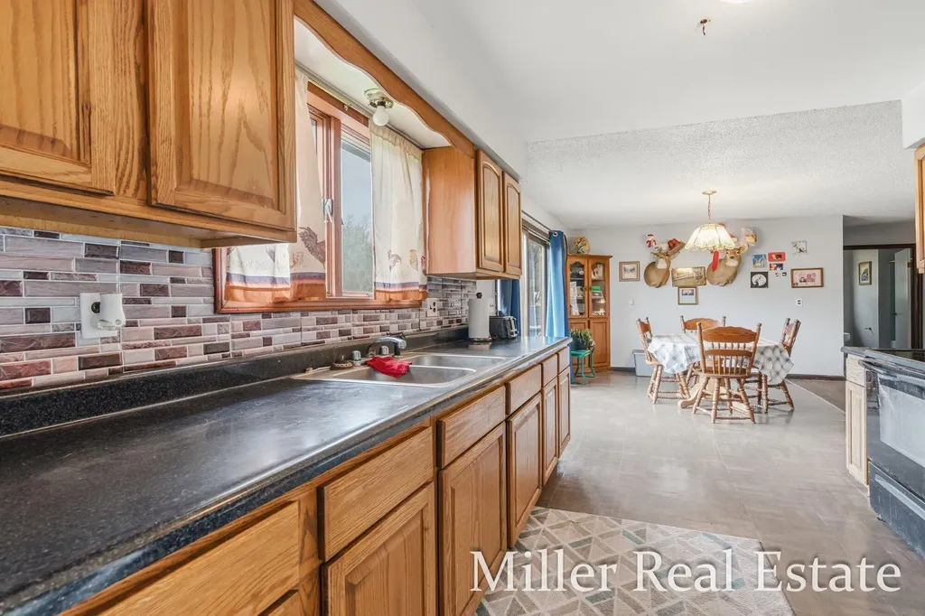 6130 Gurd Road Hope Township MI 49058