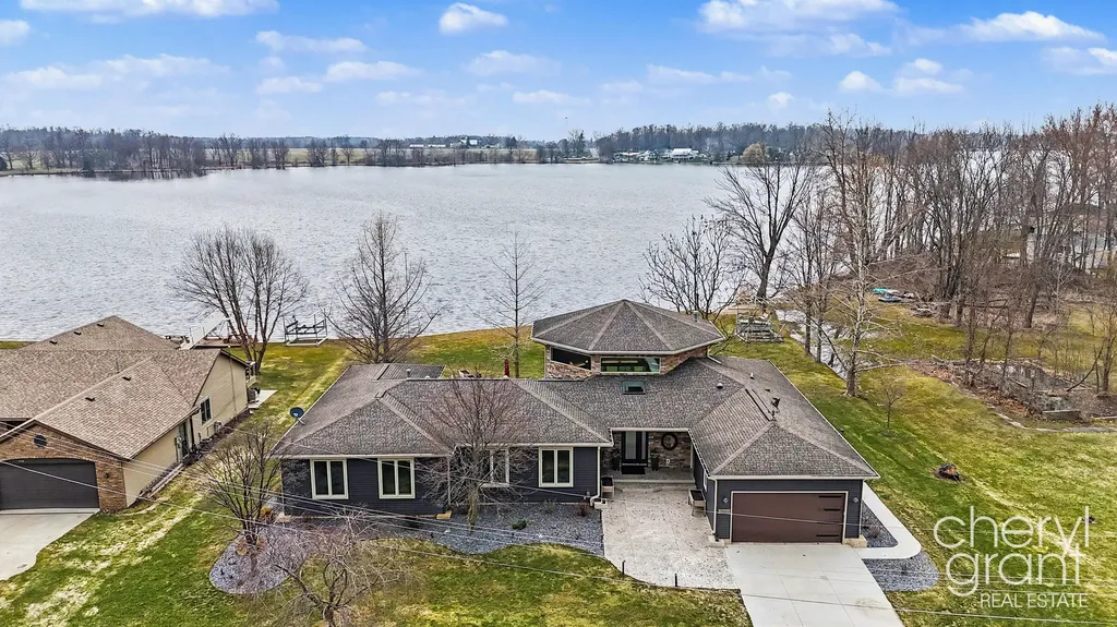 7022 Strawberry Lane Unknown City MI 48815