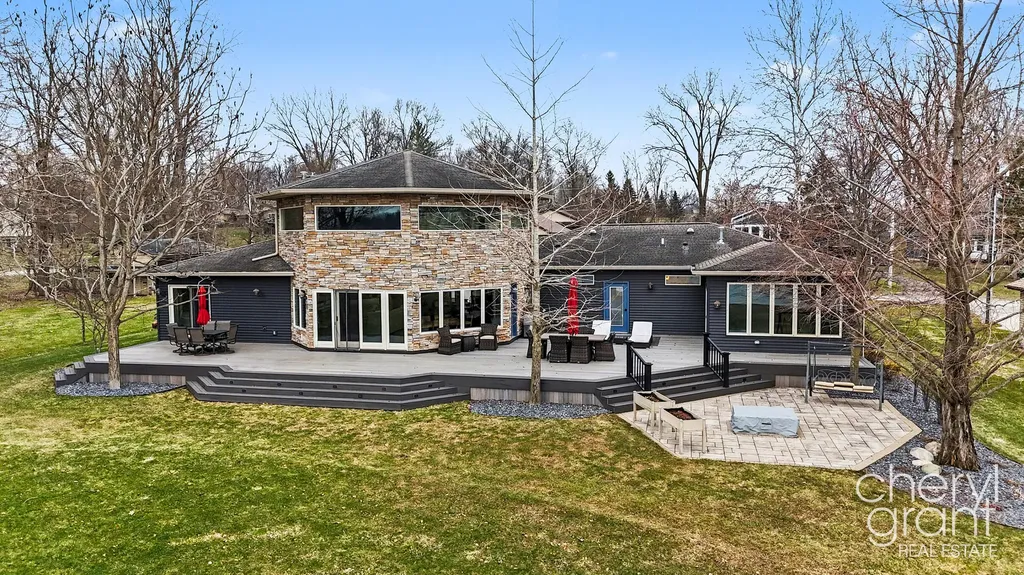 7022 Strawberry Lane Unknown City MI 48815