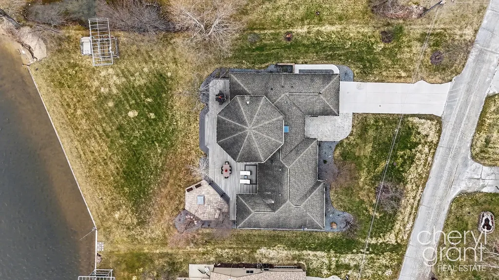 7022 Strawberry Lane Unknown City MI 48815