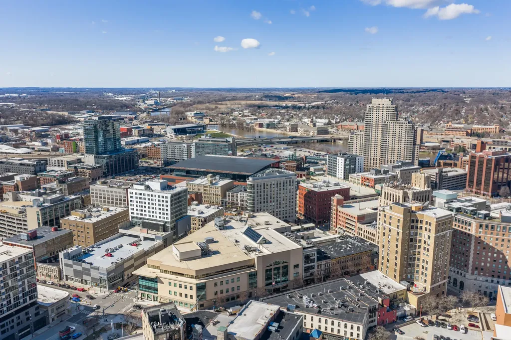 49 Monroe Center Street NW Grand Rapids City MI 49503