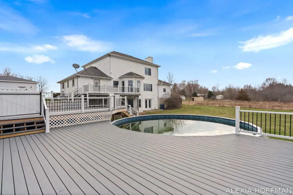 7266 Peddler Lake Campbell Township MI 48815