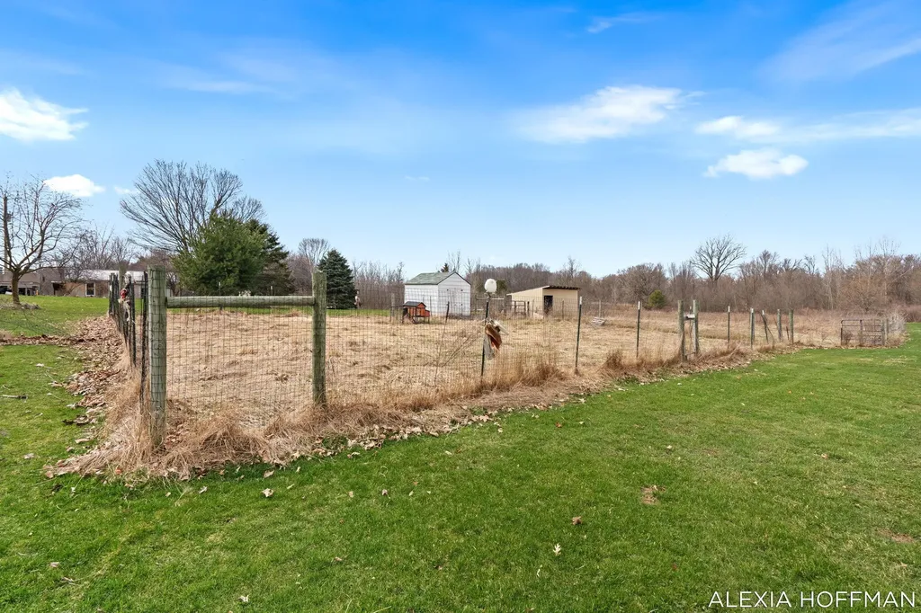 7266 Peddler Lake Campbell Township MI 48815