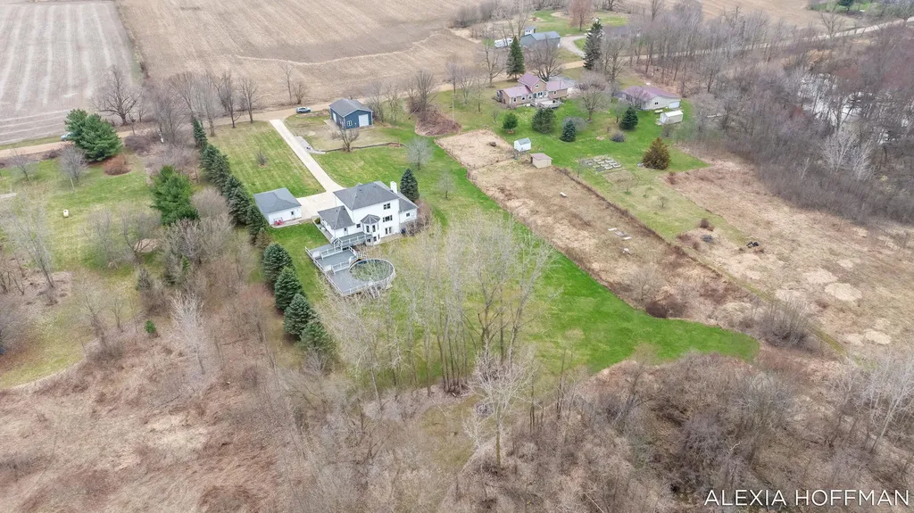 7266 Peddler Lake Campbell Township MI 48815
