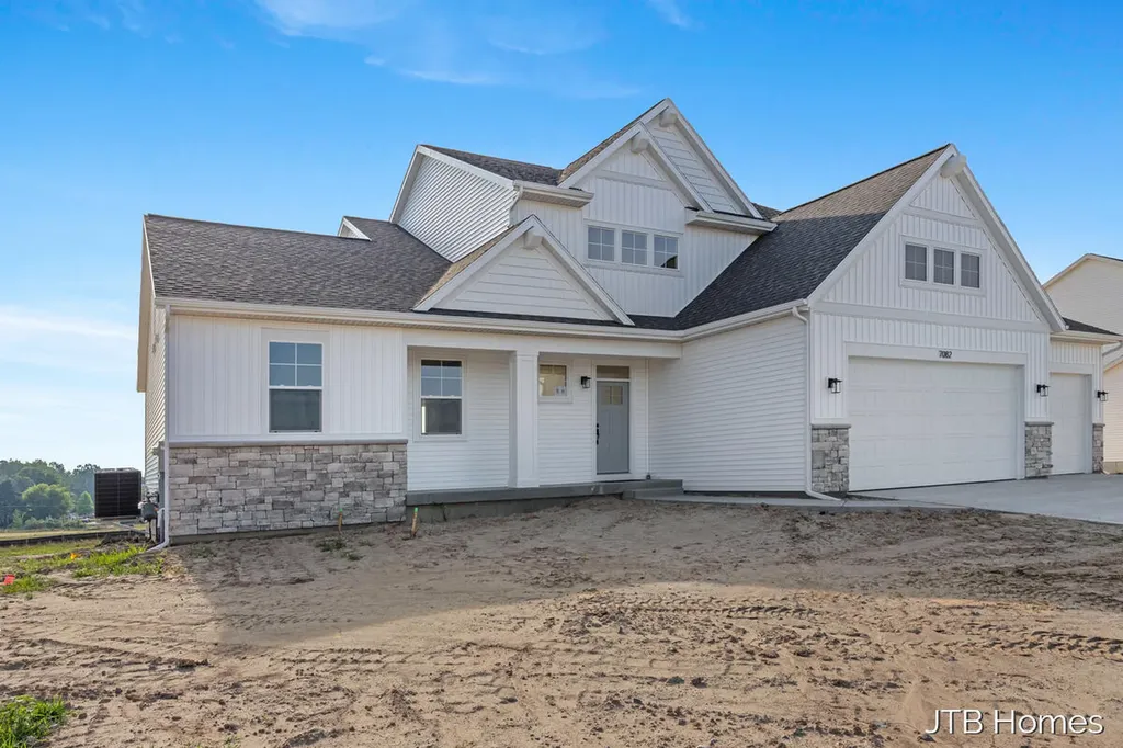 7082 Kettle Dale Avenue SE Caledonia Township MI 49302