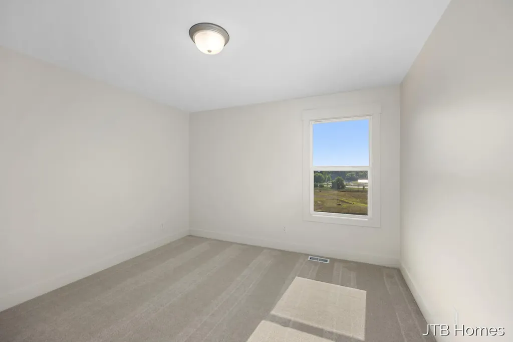 7082 Kettle Dale Avenue SE Caledonia Township MI 49302