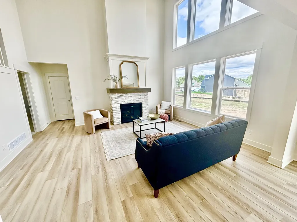 7082 Kettle Dale Avenue SE Caledonia Township MI 49302