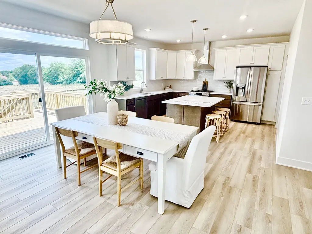 7082 Kettle Dale Avenue SE Caledonia Township MI 49302