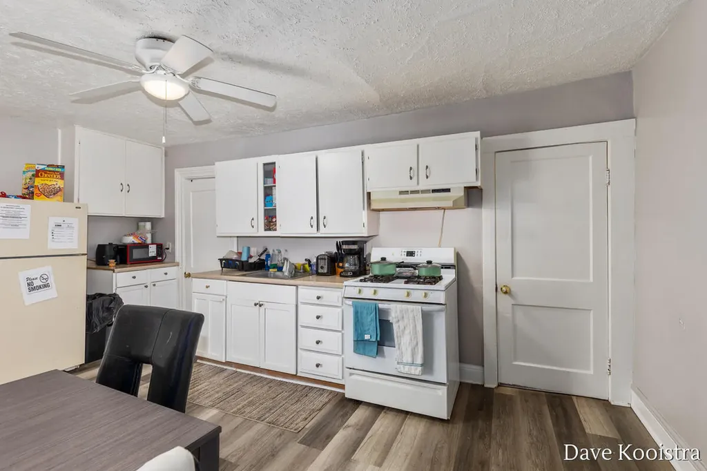 737 Clancy Avenue NE Grand Rapids City MI 49503