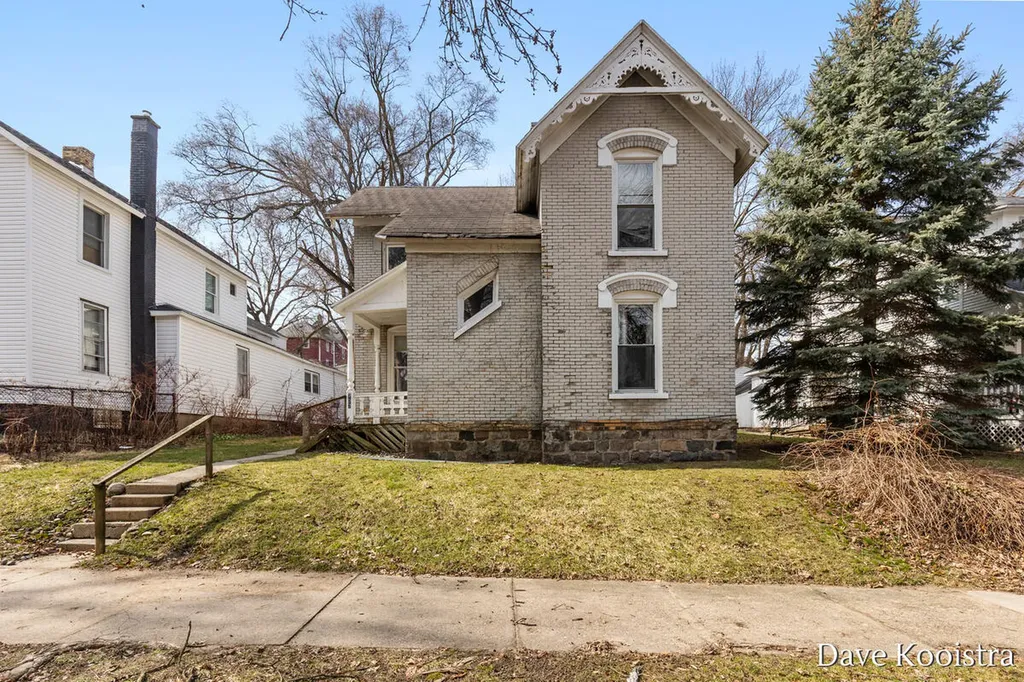 737 Clancy Avenue NE Grand Rapids City MI 49503