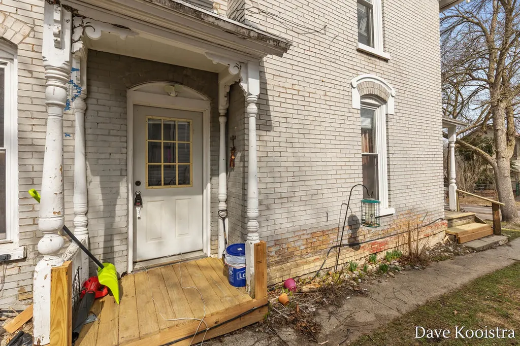 737 Clancy Avenue NE Grand Rapids City MI 49503