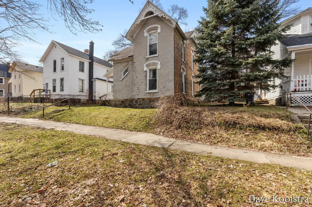 737 Clancy Avenue NE Grand Rapids City MI 49503