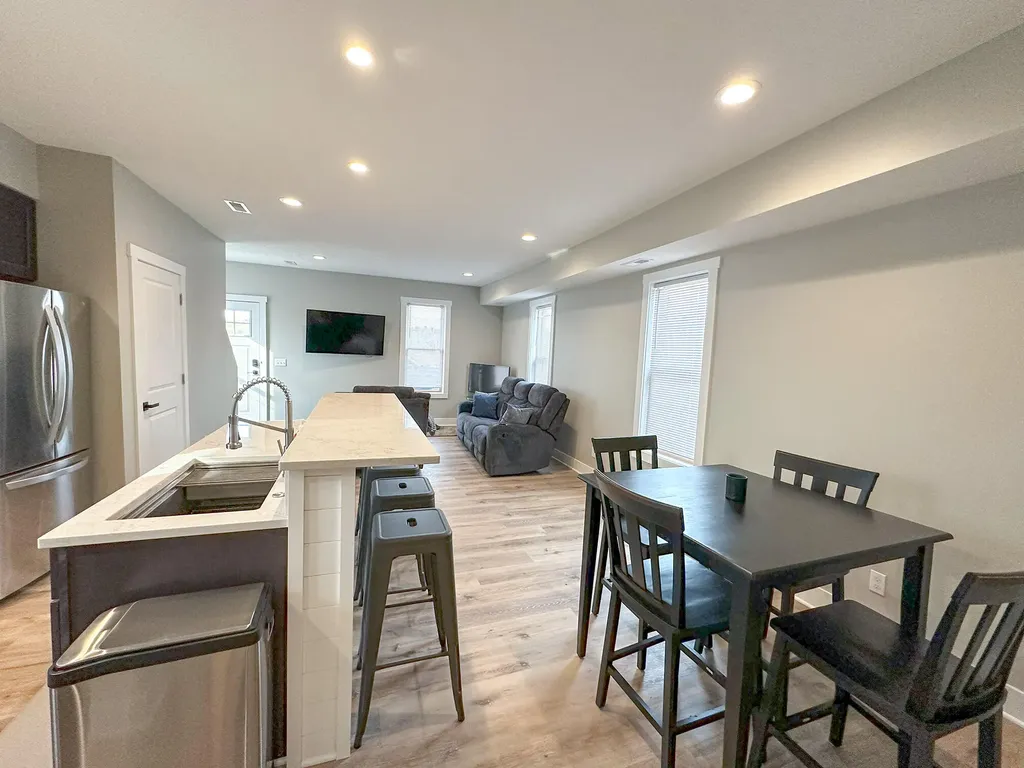 1673 E Parkdale Avenue Manistee Township MI 49660