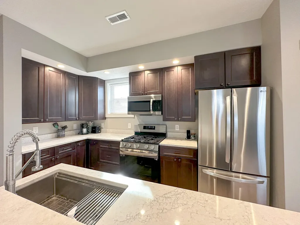 1673 E Parkdale Avenue Manistee Township MI 49660