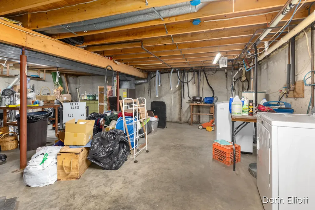 2389 N State Road Easton Township MI 48846