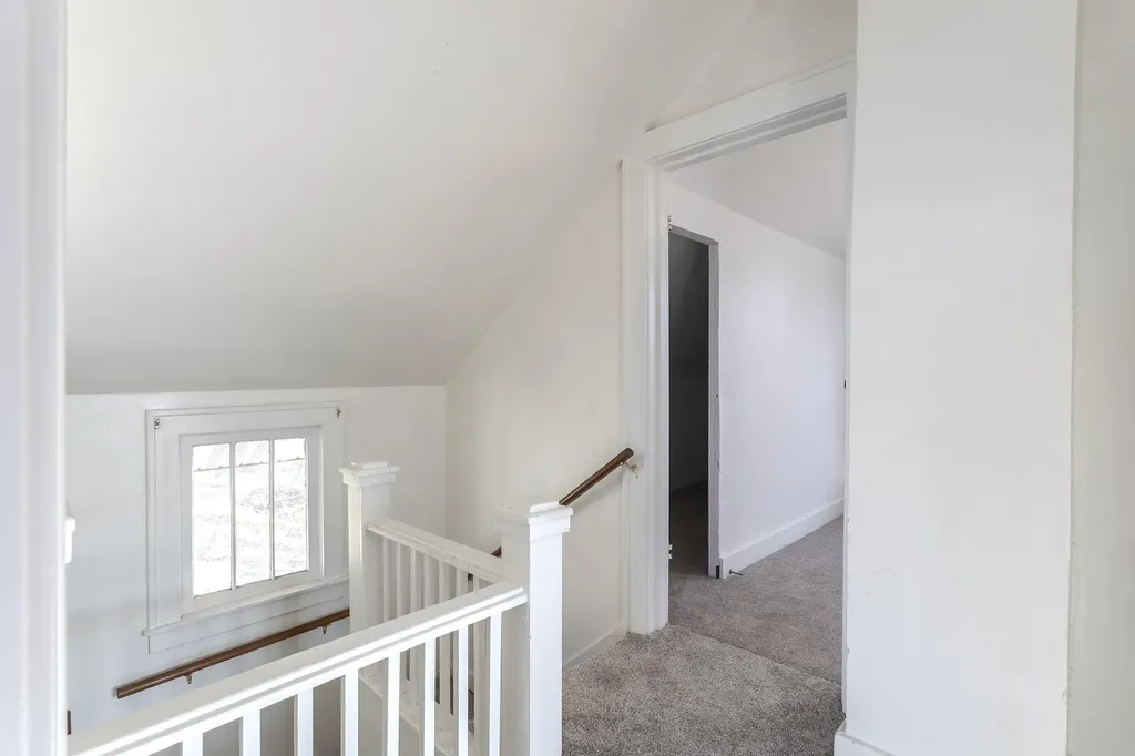 307 Ridgewood Street SE Kentwood City MI 49548