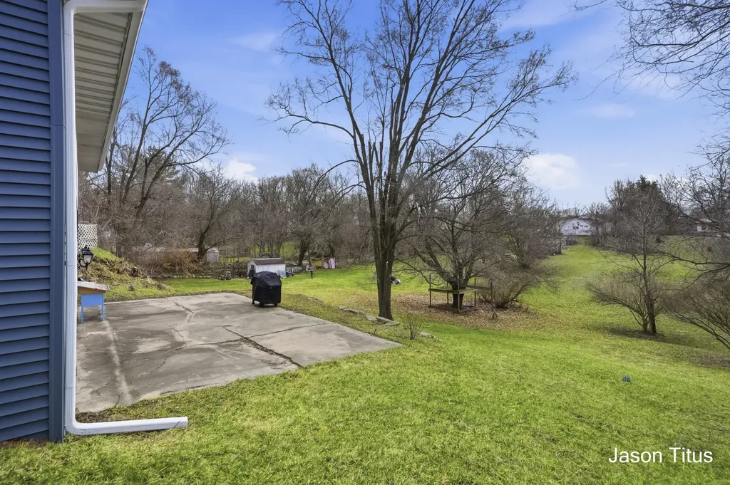 411 Hill Street Ionia Township MI 48846