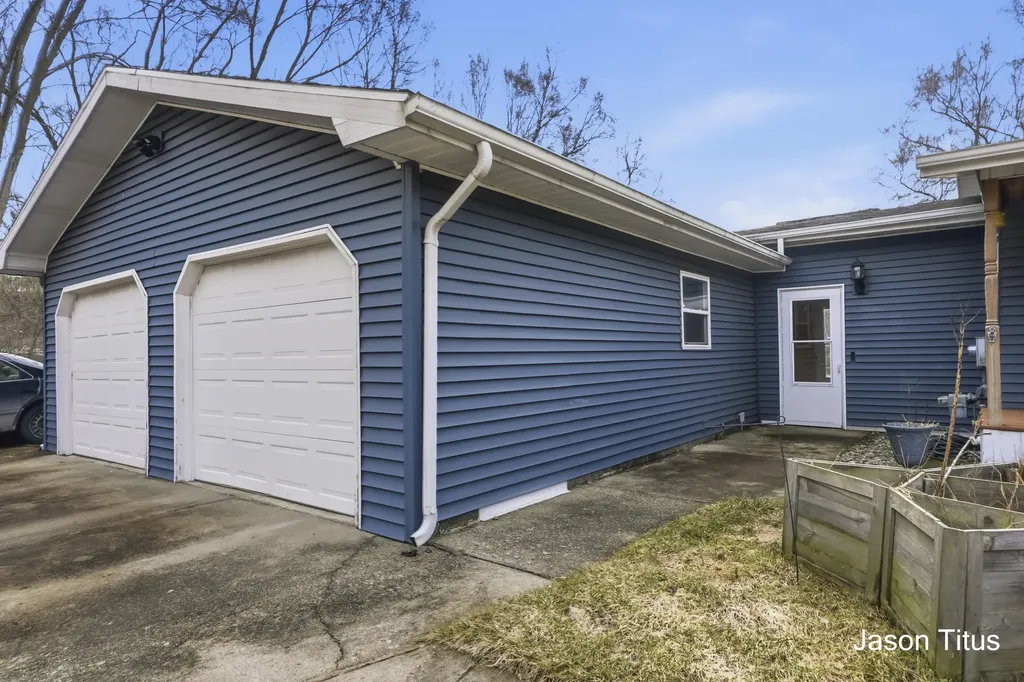 411 Hill Street Ionia Township MI 48846