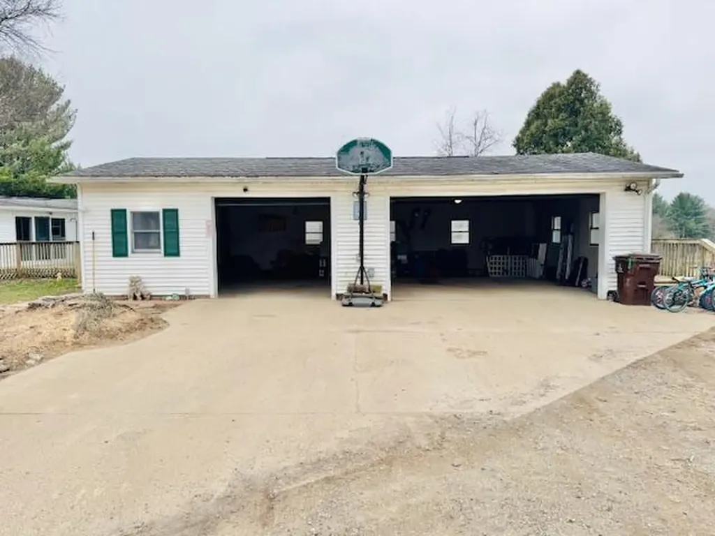 1306 Jack Henry Drive Kalamo Township MI 48813