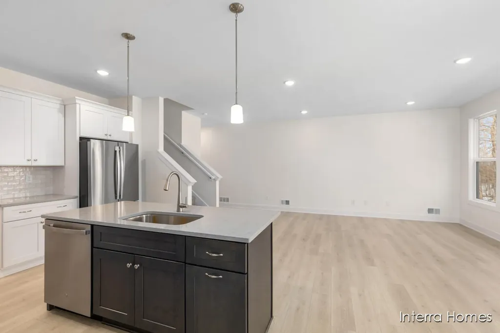 4846 Hidden River Avenue SW Wyoming City MI 49418