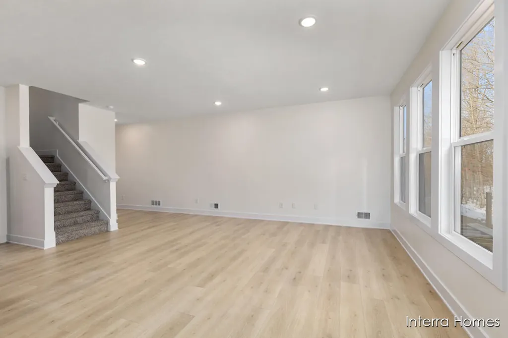 4846 Hidden River Avenue SW Wyoming City MI 49418