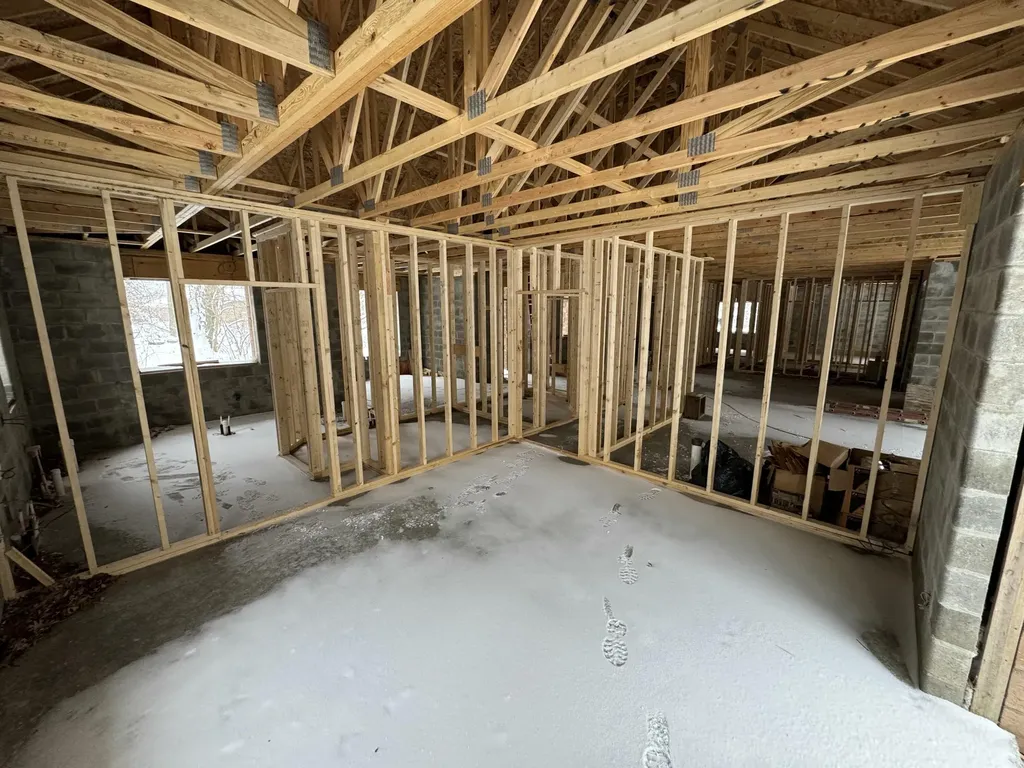 74129 8th Avenue South Haven Charter Township MI 49090