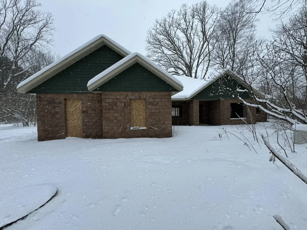 74129 8th Avenue South Haven Charter Township MI 49090