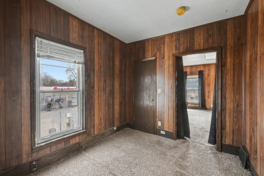 314 & 316 Western Avenue Allegan City MI 49010