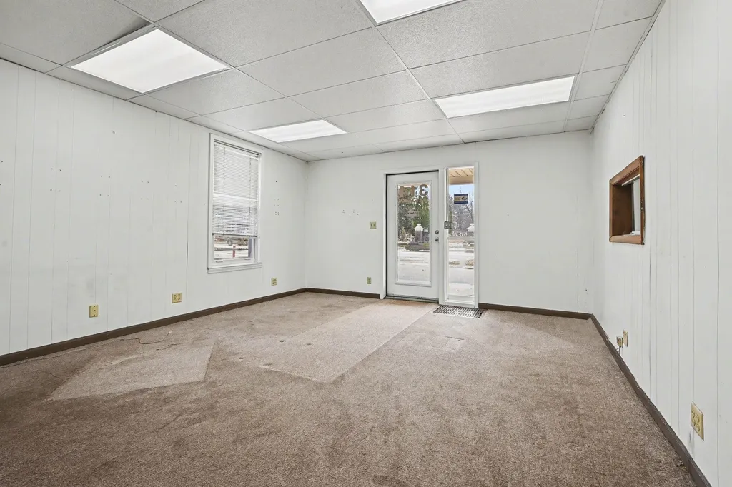 314 & 316 Western Avenue Allegan City MI 49010