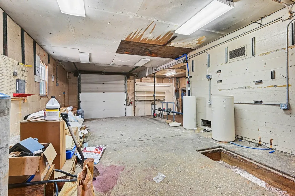 314 & 316 Western Avenue Allegan City MI 49010
