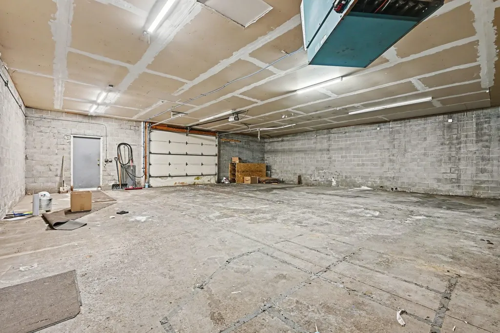 314 & 316 Western Avenue Allegan City MI 49010