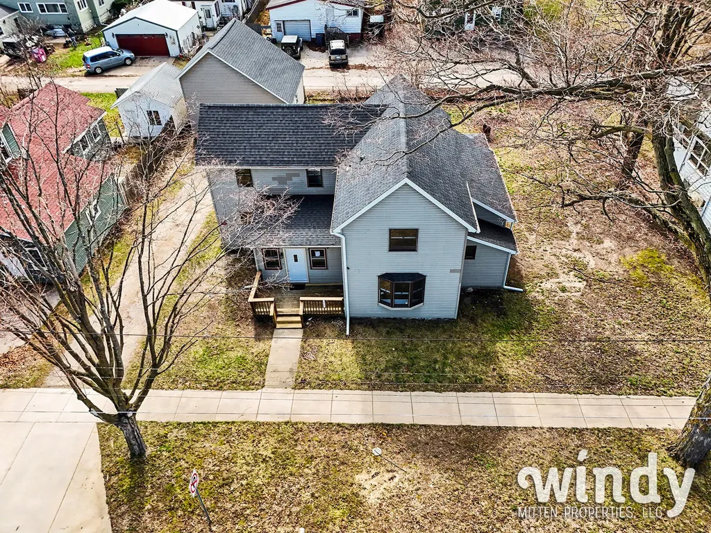 329 Elm Street Watervliet City MI 49098