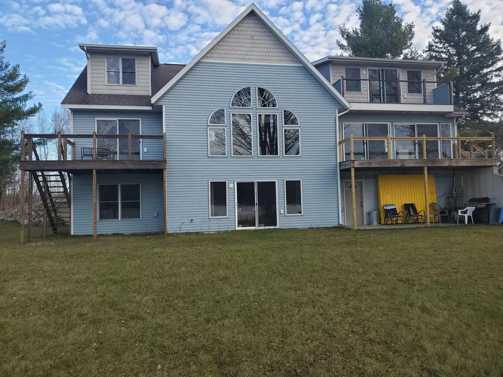 9770 Cheyenne Trail Evart City MI 49631