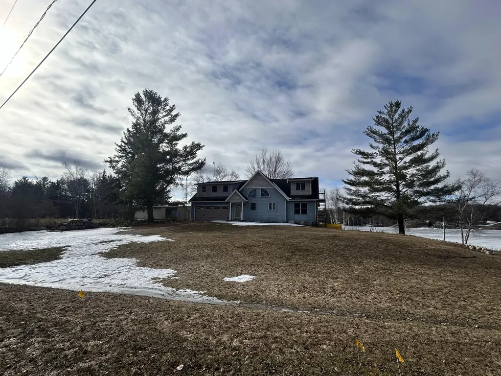 9770 Cheyenne Trail Evart City MI 49631
