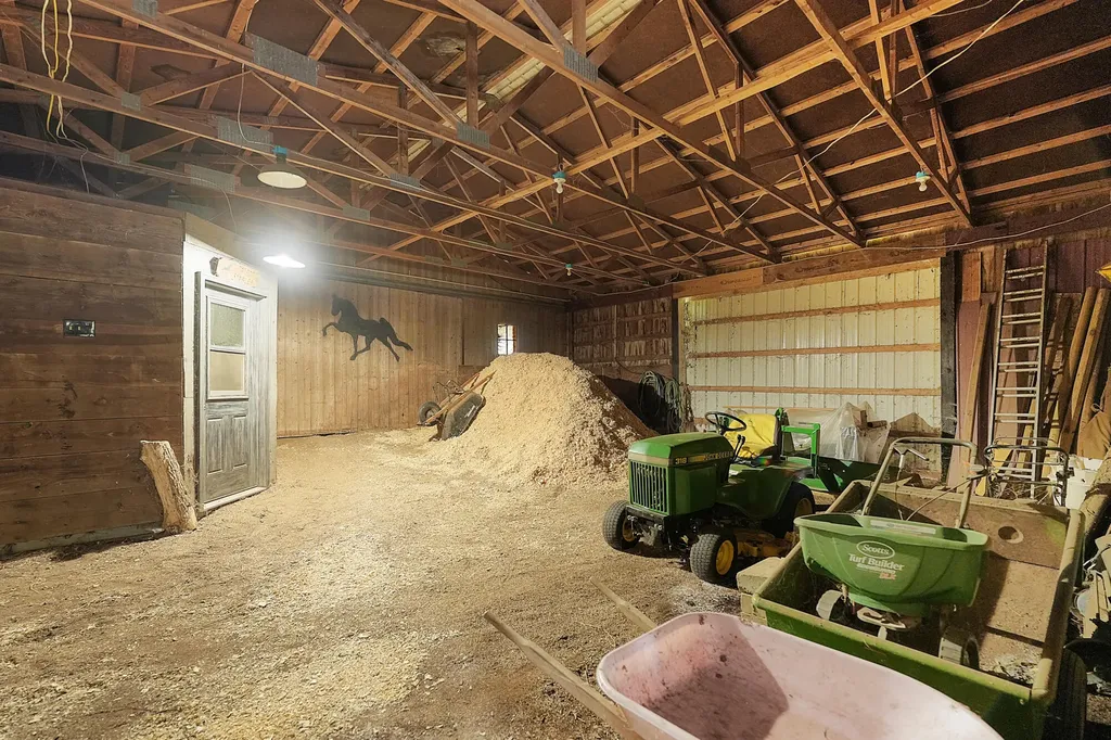 1810 E Mill Street Hastings Charter Township MI 49058