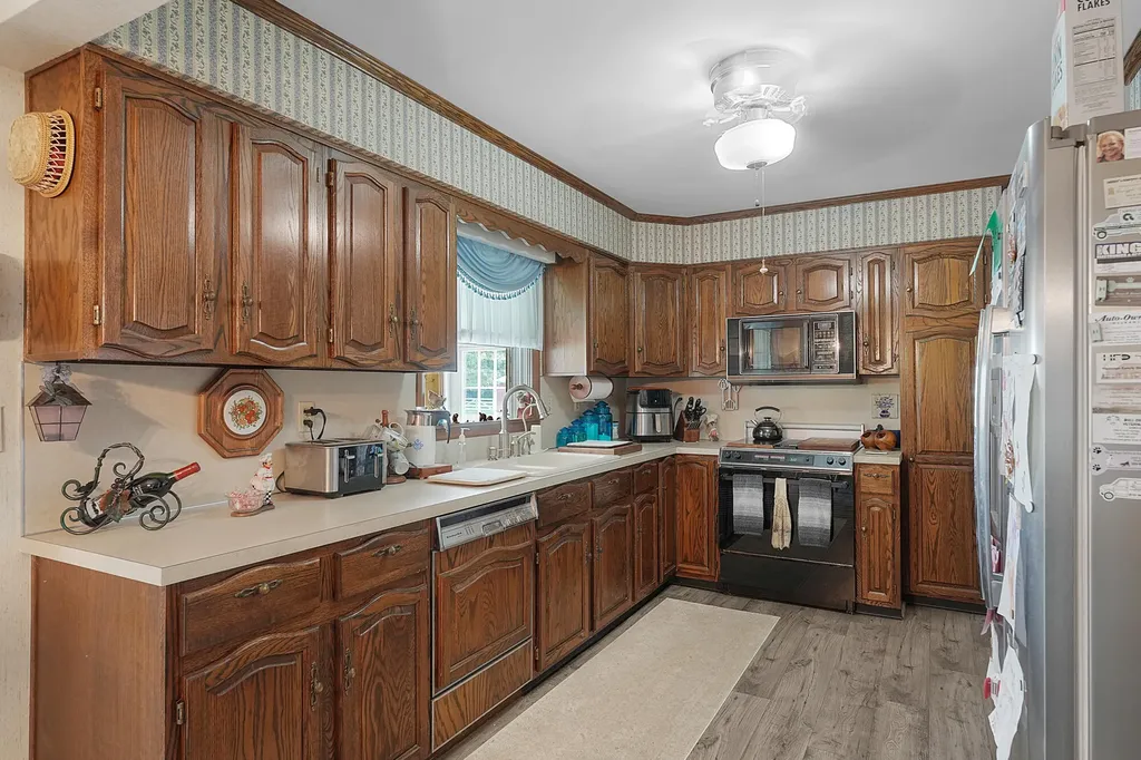 1810 E Mill Street Hastings Charter Township MI 49058