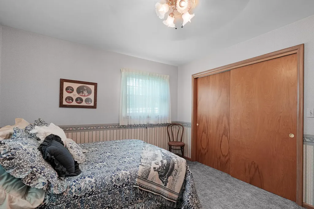 1810 E Mill Street Hastings Charter Township MI 49058