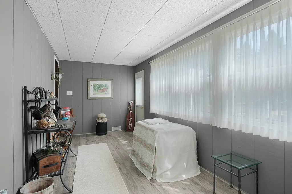 1810 E Mill Street Hastings Charter Township MI 49058