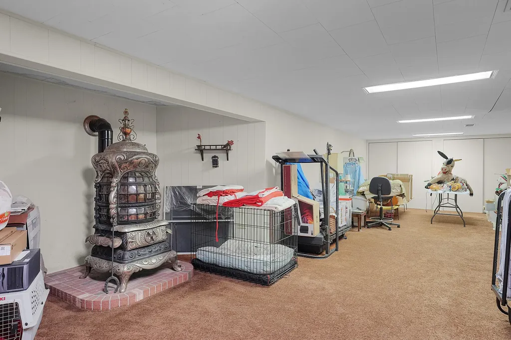 1810 E Mill Street Hastings Charter Township MI 49058