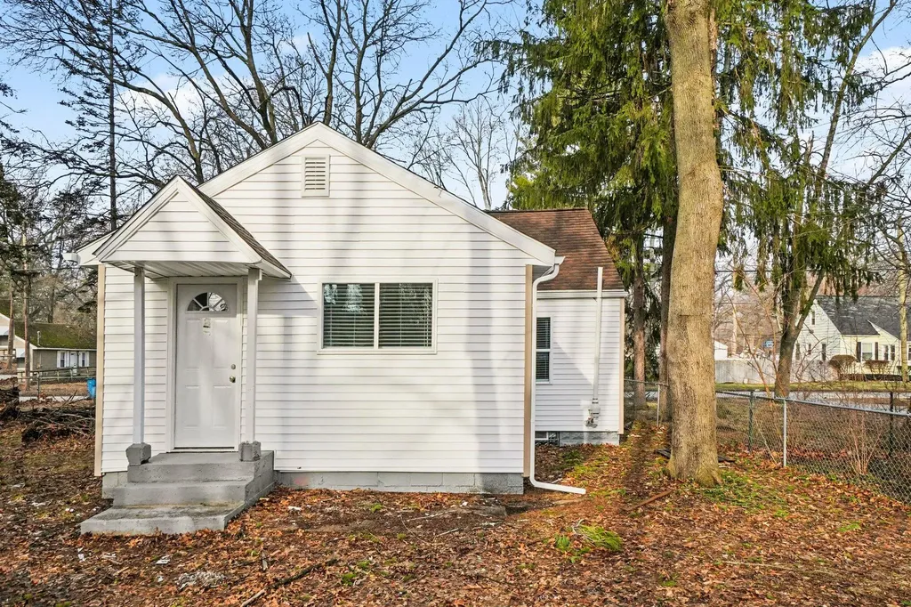 3314 8th Street Muskegon Heights City MI 49444
