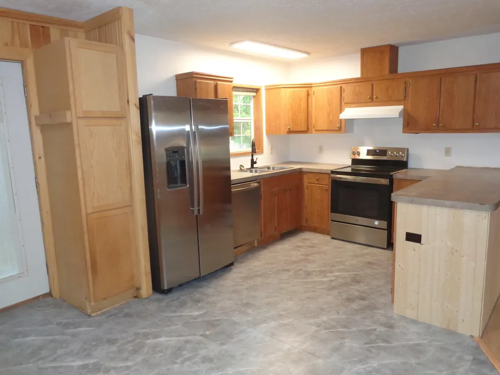 222 E 4th Street Breedsville Village MI 49056