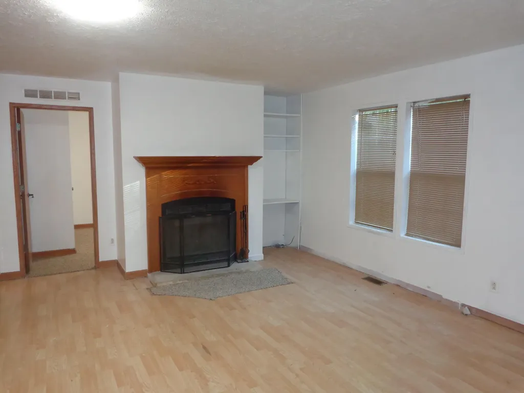 222 E 4th Street Breedsville Village MI 49056