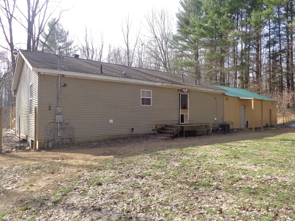 222 E 4th Street Breedsville Village MI 49056