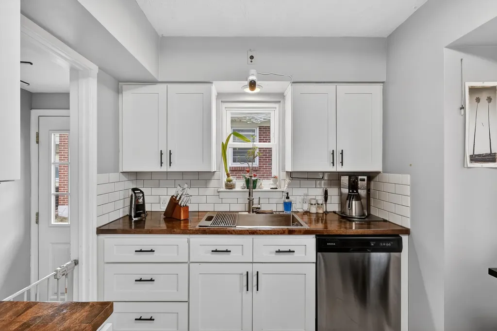 1413 Hazen Street SE Grand Rapids City MI 49507